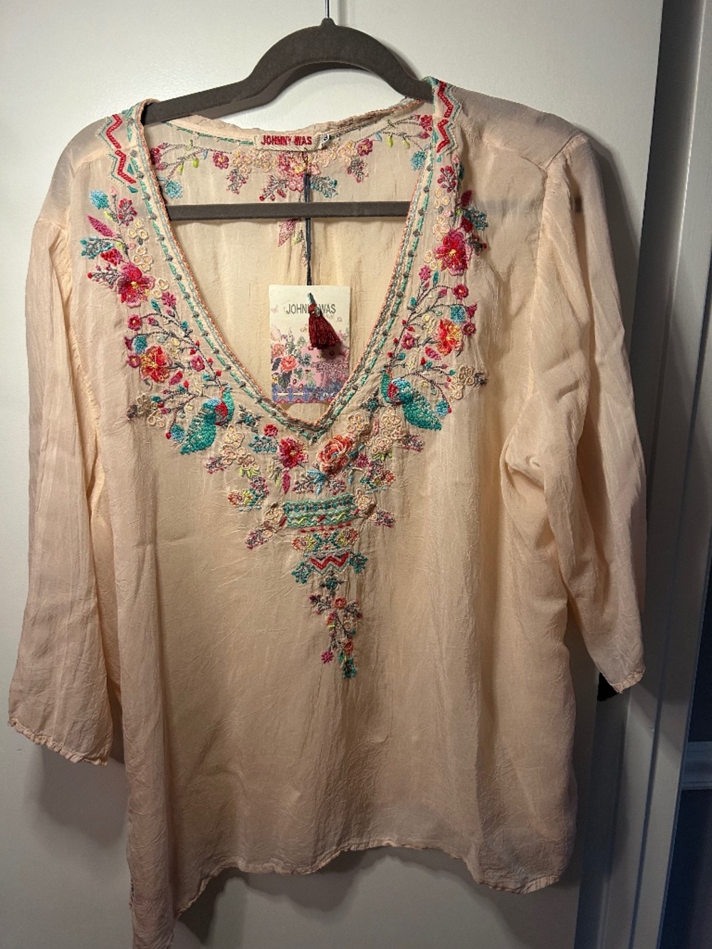 NWT Beautiful pale pink embroidered Johnny was top